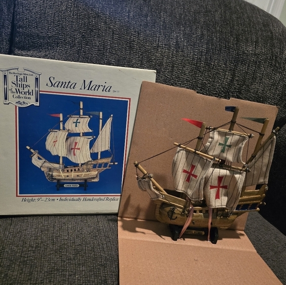 Tiny Ships of the World Collection Other - Tiny Ships of the World Collection | Santa Maria Handmade Replica